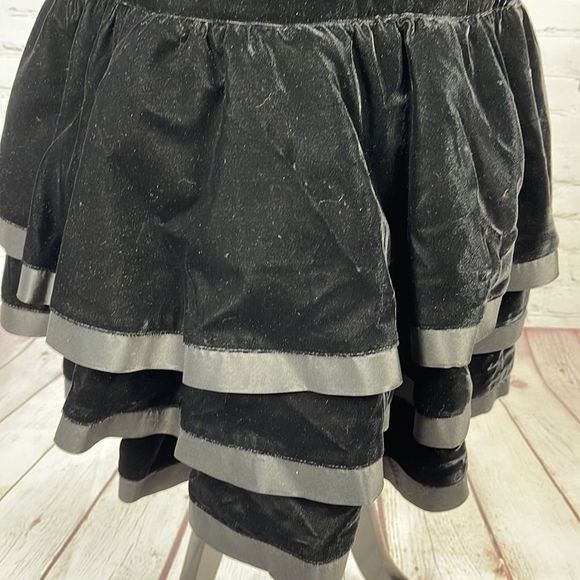 Vintage Louis Feraud Black Velvet Dress Low V-Back Ruffles Bow SIze 10 - Picture 8 of 16